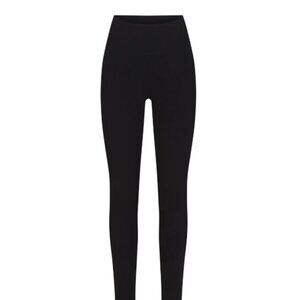 NWT SKIMS Outdoor High-Waisted Banded Leggings